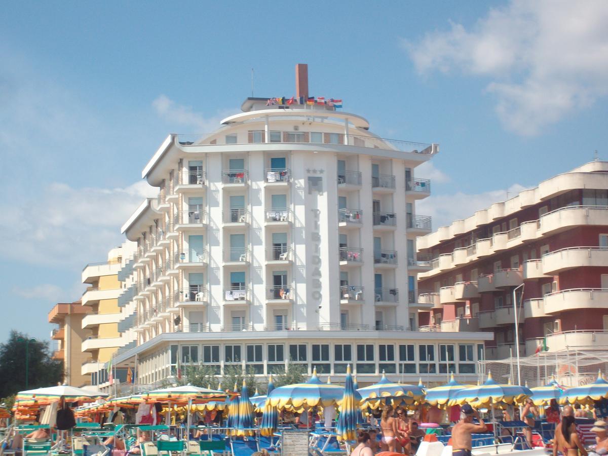 Hotel Tibidabo ベラーリア・イジェア・マリーナ エクステリア 写真